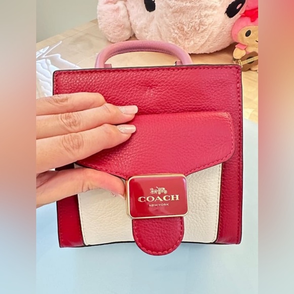 Coach cross body bag. - Picture 7 of 13